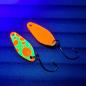 Preview: Sting 2.5g Spoon #047 GLOW UV Aktiv Orange Dots / Orange