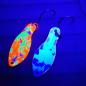 Preview: Storm 2.5g Spoon #063 UV Aktiv Abstrakt Shining Orange / Camo Blue White