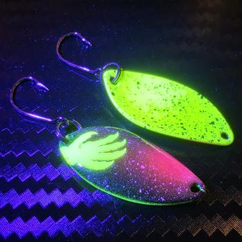 Preview: Leaf 3.0g Spoon #092 UV Aktiv Apex Predator – Neon Venom - Yellow-Pink-Black / Yellow - Black Dots