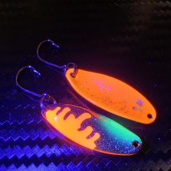 Preview: Sword 3.1g Spoon #094 UV Aktiv Apex Predator – Molten Core - Orange-Black-Green-Gold Holo / Orange - Holo Flakes Pink