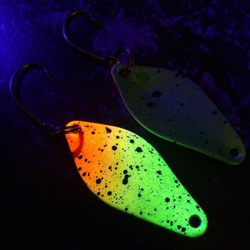 Belly 2.5g Spoon #084 UV Aktiv Yellow Orange Black Dots / Metallic Green Black Dots