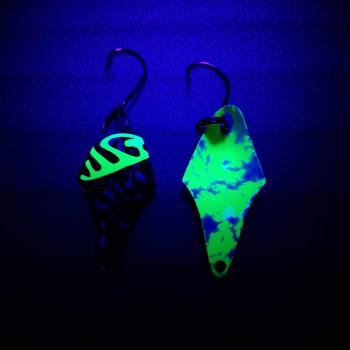 Stormy 2.3g Spoon #054 UV Aktiv Camo Green / Green White