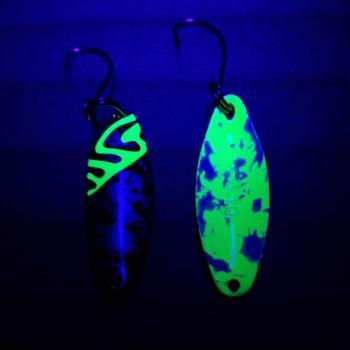 Sword 3.1g Spoon #054 UV Aktiv Camo Green / Green White