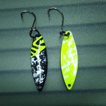 Kicker 2.7g Spoon #052 UV Aktiv Camo Yellow / Yellow White