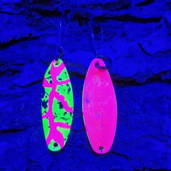 Sword 3.1g Spoon #066 UV Aktiv Tiggi Pink Yellow Black / Pink Holo Flakes