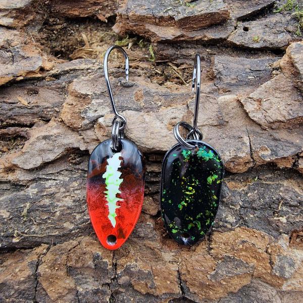 Adder 2.0g Spoon #069 UV Aktiv Scratch White Green / Black Holo Flakes Gold Green Turquoise