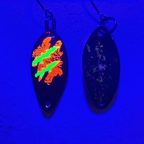 Leaf 2.0g Spoon #074 UV Aktiv MonsterClaw Yellow Red Black / Black Holo Flakes Gold Green Turquoise