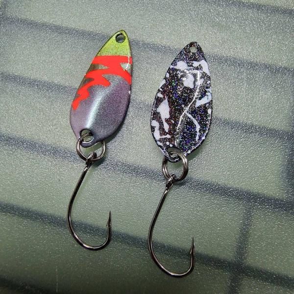 Rush 1.5g Spoon #058 UV Aktiv FlipFlop Bug Red / Black White Holo