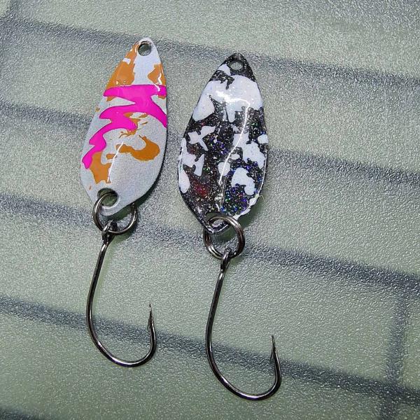 Rush 1.5g Spoon #057 UV Aktiv FlipFlop Bug Pink / Black White Holo