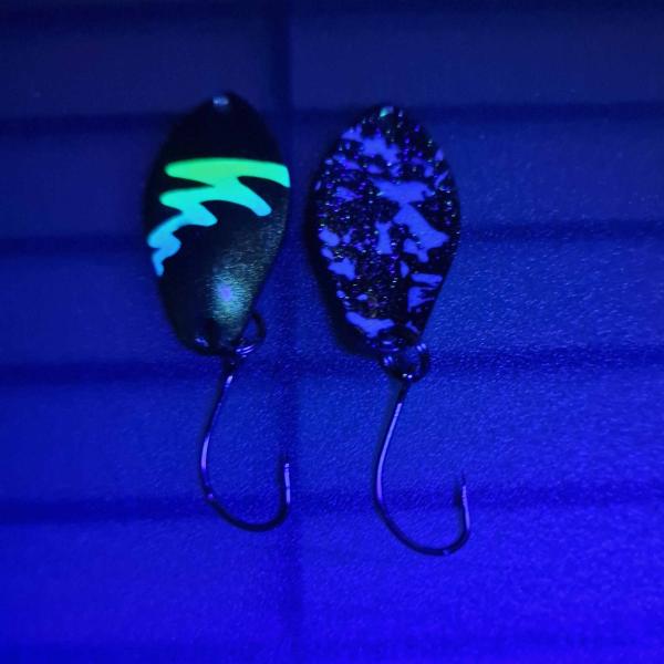 Jelly 3.0g Spoon #056 UV Aktiv FlipFlop Bug Yellow Blue / Black White Holo