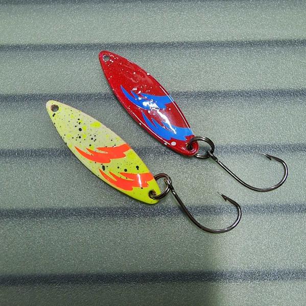 Kicker 2.7g Spoon #048 UV Aktiv Electric Orange / Red Neon Blue