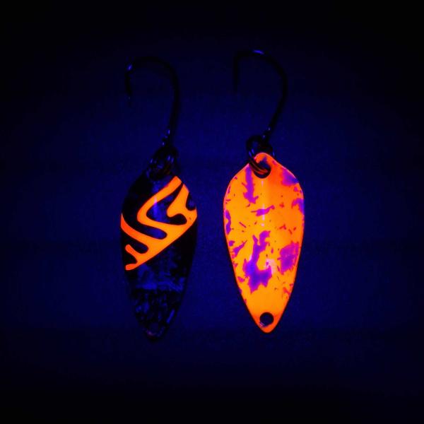 Rush 1.5g Spoon #055 UV Aktiv Camo Orange / Orange White