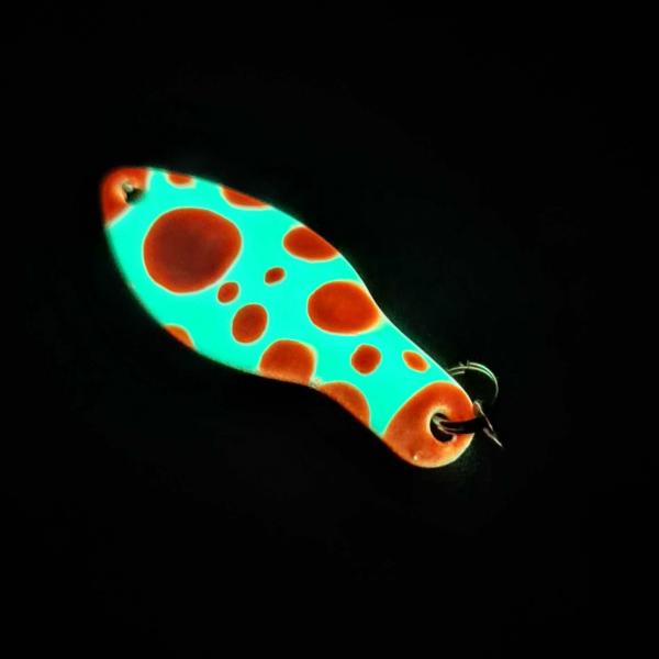 Storm 2.5g Spoon #047 GLOW UV Aktiv Orange Dots / Orange