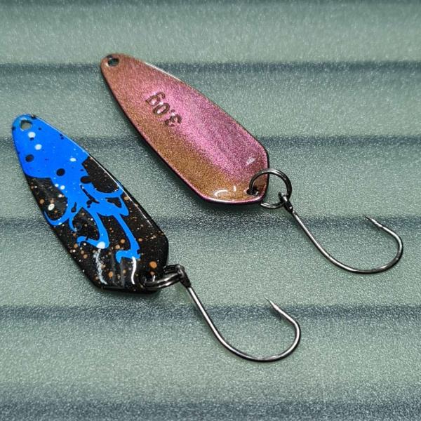 Iron 3.0g Spoon #043 UV Aktiv Oktopussy Blue / FlipFlop Red-Gold