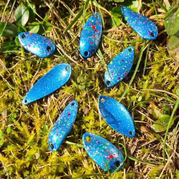 Leaf 2.0g #013 UV Aktiv Million Dots Blue / Blue Holo